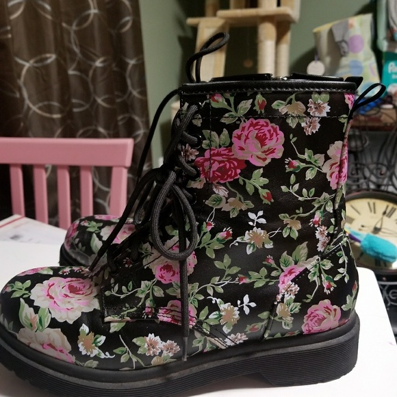Target Floral Combat Boots | Poshmark